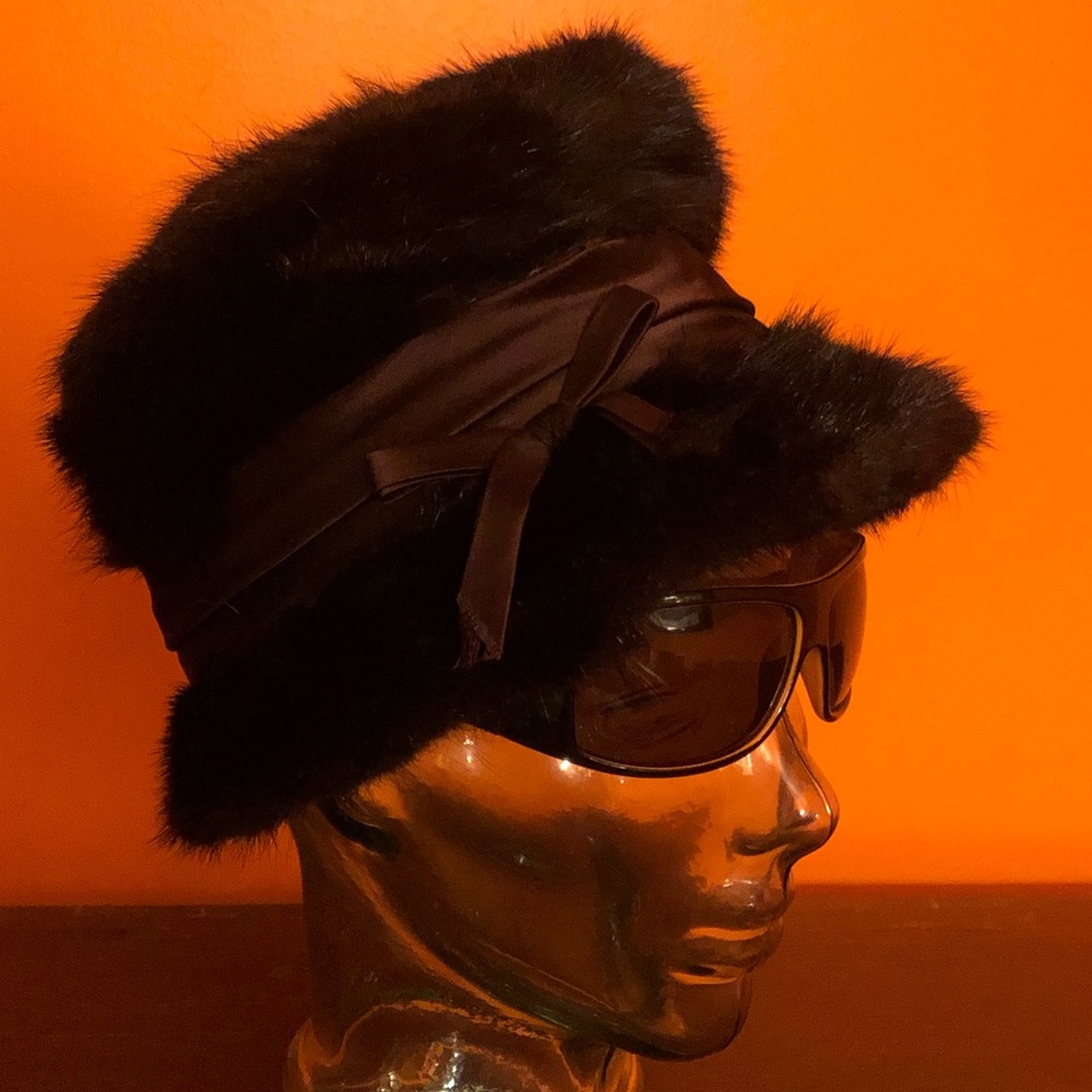 Vintage Beaver Fur Hat by Gwen Pennington